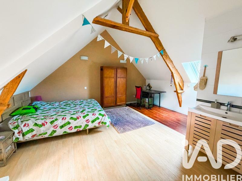 Maison - 177 m² - 7 pièces