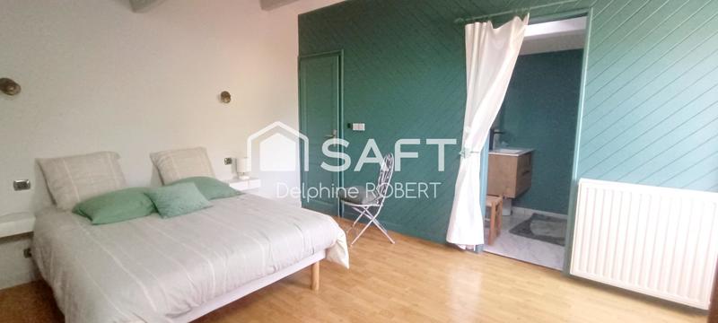 Maison - 275 m² - 8 pièces