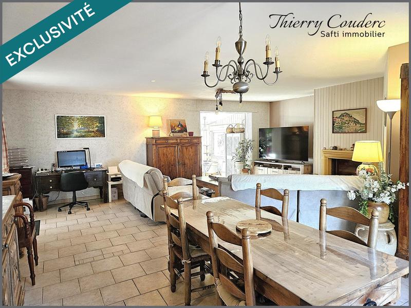 Maison - 208 m² - 8 pièces