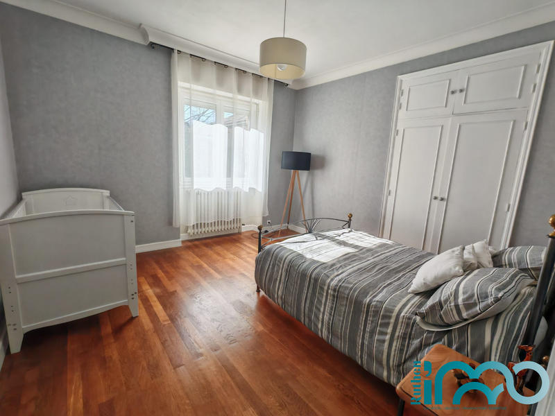 Maison ancienne - 200 m² - 7 pièces