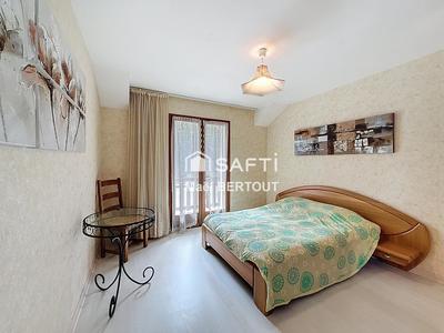 Maison - 136 m² - 6 pièces