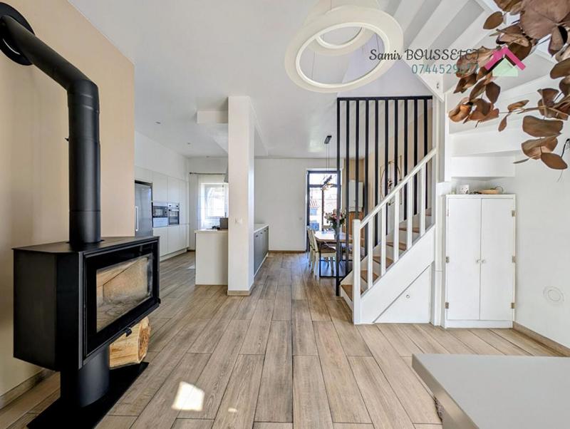 Maison - 125 m² - 5 pièces