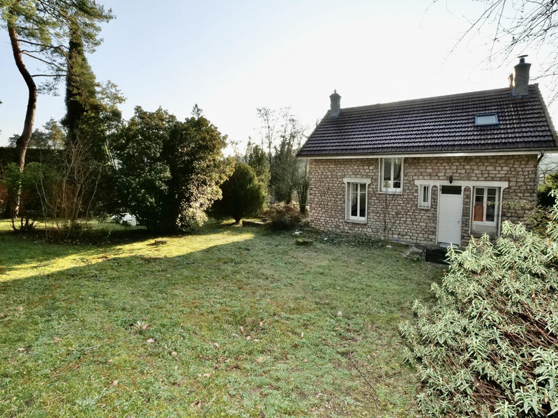 Maison - 105 m² - 4 pièces