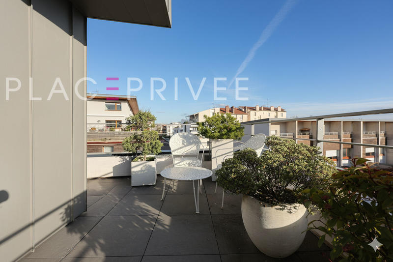 Appartement - 106 m² - 5 pièces