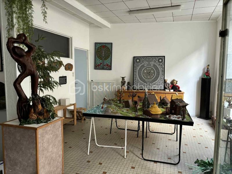 Maison - 400 m² - 9 pièces