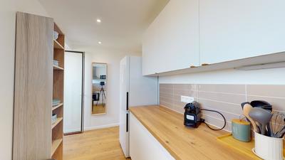 Appartement - 81 m² - 5 pièces