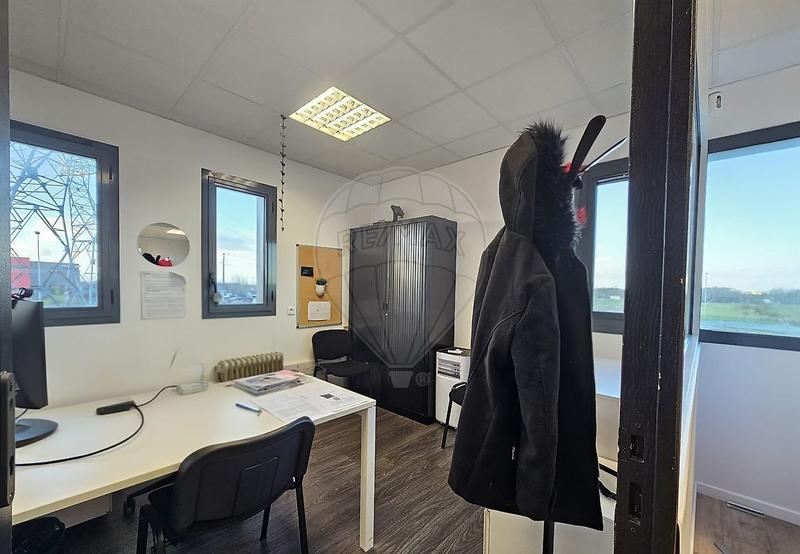 Bureau - 118 m² - 10 pièces