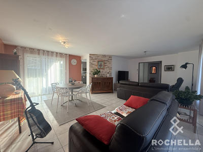 Maison - 110 m² - 4 pièces