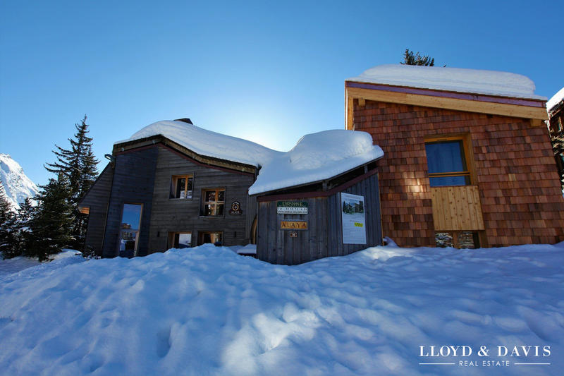 Châlet - 295 m² - 11 pièces