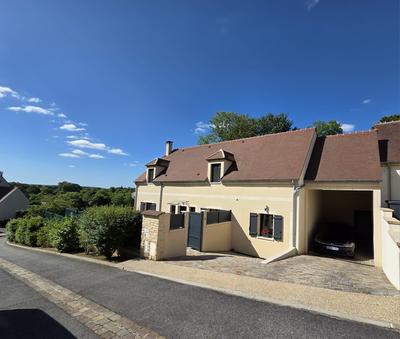 Maison - 128 m² - 7 pièces