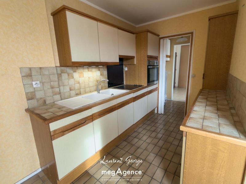 Appartement - 83 m² - 4 pièces