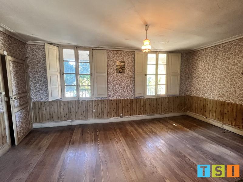 Maison - 121 m² - 4 pièces