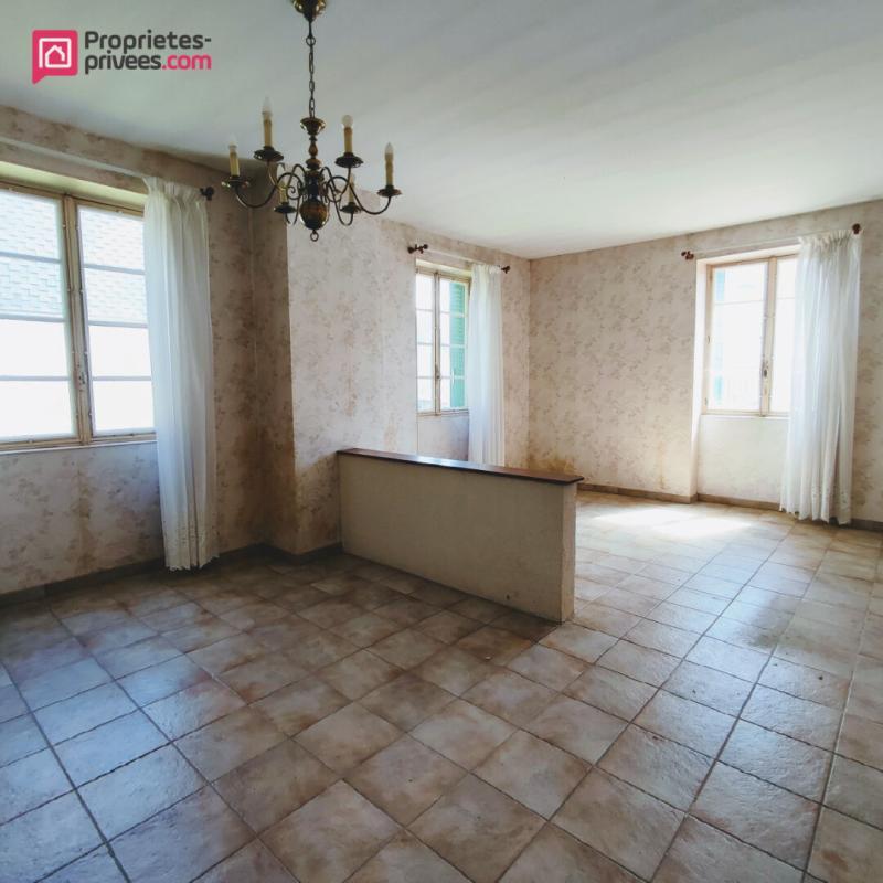 Maison - 143 m² - 6 pièces