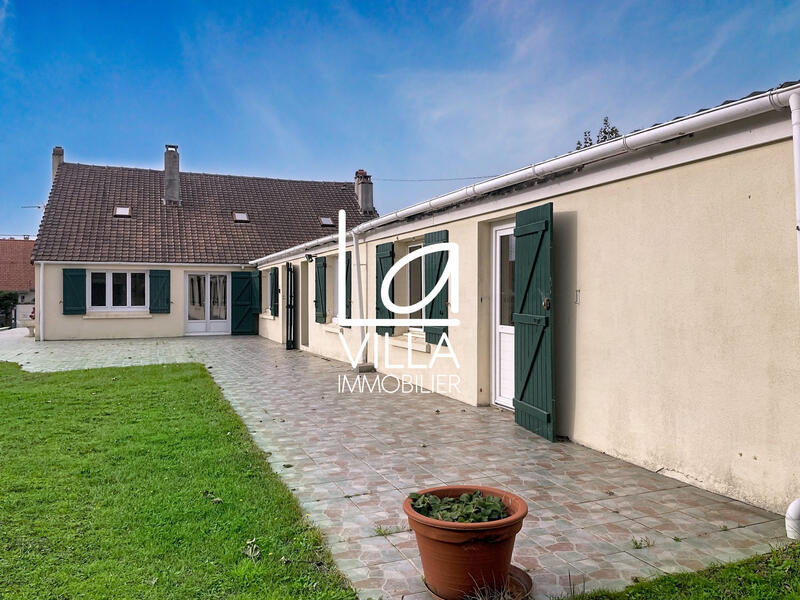 Maison - 210 m² - 7 pièces