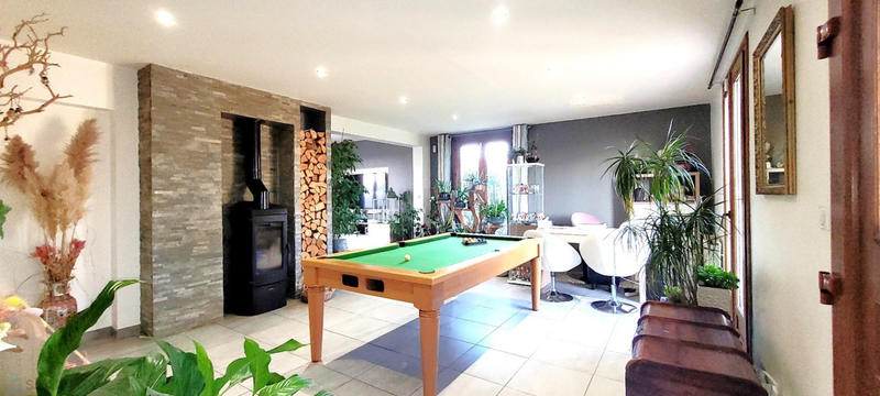 Maison - 185 m² - 7 pièces