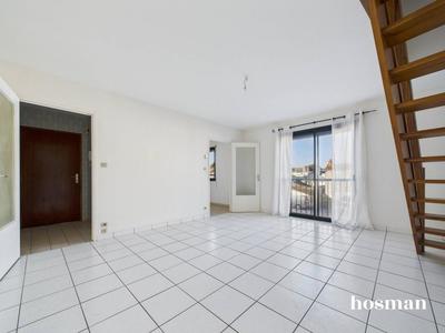 Appartement - 93 m² - 4 pièces