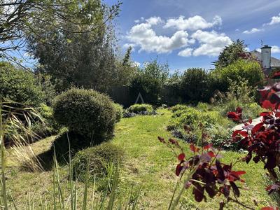 Maison - 177 m² - 10 pièces