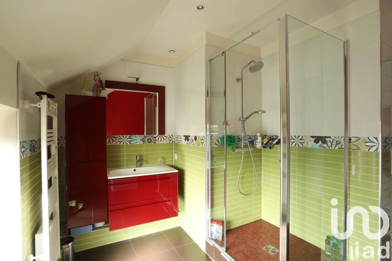 Maison - 270 m² - 10 pièces