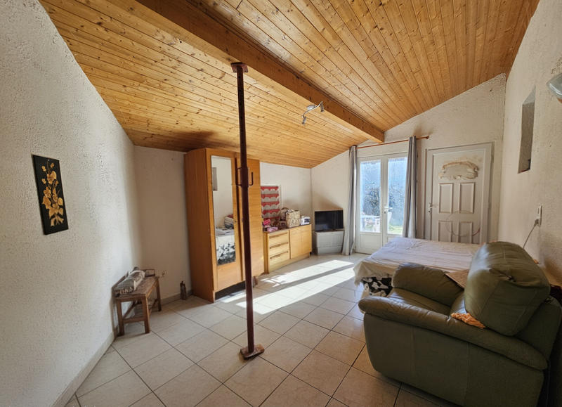 Appartement - 75 m² - 3 pièces