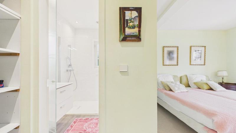 Maison - 200 m² - 7 pièces