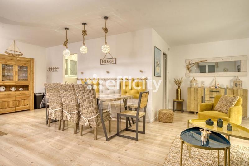 Maison - 96 m² - 5 pièces