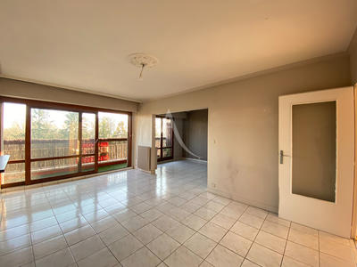 Appartement - 75 m² - 4 pièces