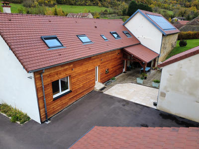 Maison - 190 m² - 7 pièces