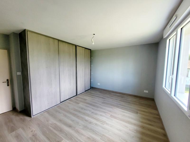 Maison traditionnelle - 99 m² - 4 pièces