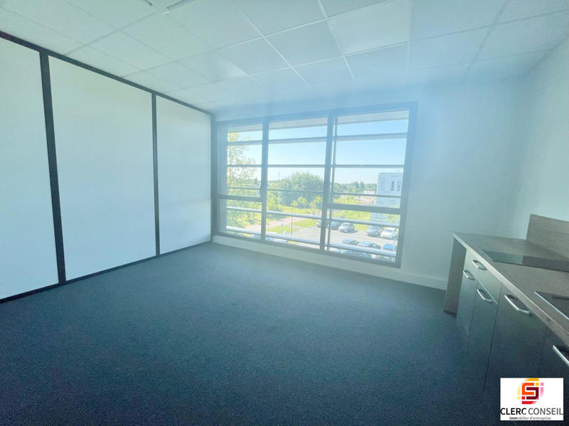 Bureau - 229 m²