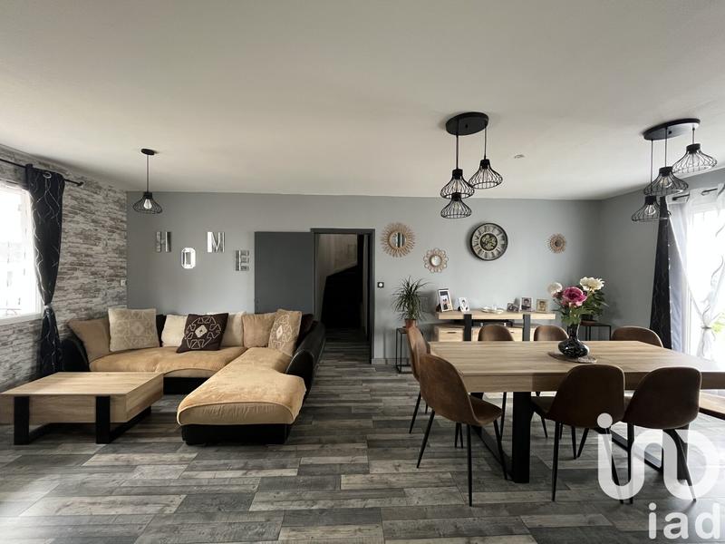 Maison - 122 m² - 6 pièces