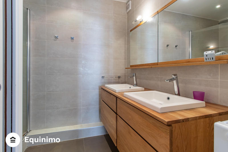 Appartement - 112 m² - 4 pièces