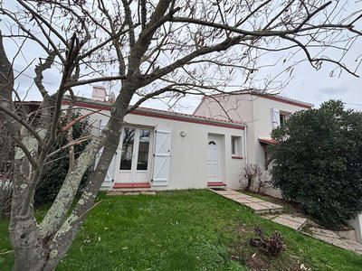 Maison - 96 m² - 3 pièces