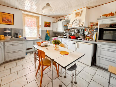 Maison - 101 m² - 4 pièces