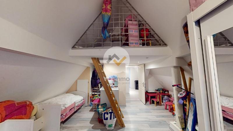 Maison - 110 m² - 4 pièces