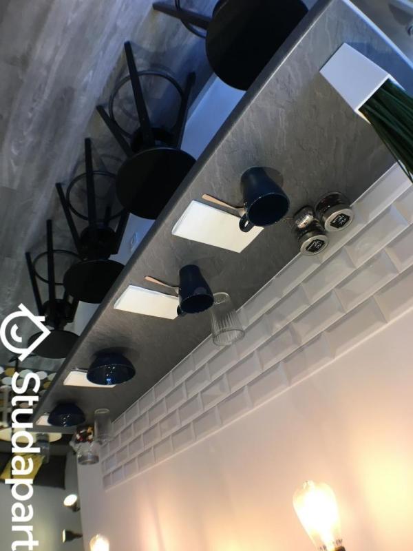 Chambre - 9 m² - 1 pièce