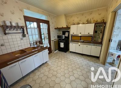 Maison - 90 m² - 5 pièces