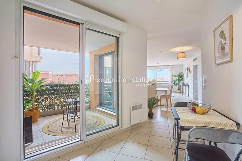 Appartement - 91 m² - 3 pièces