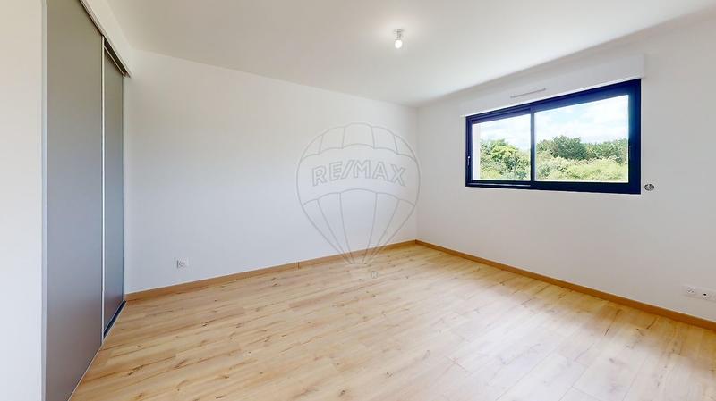 Maison - 182 m² - 7 pièces