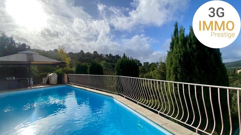 Demeure - 230 m² - 7 pièces