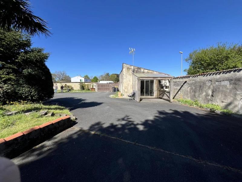 Propriété - 338 m² - 10 pièces