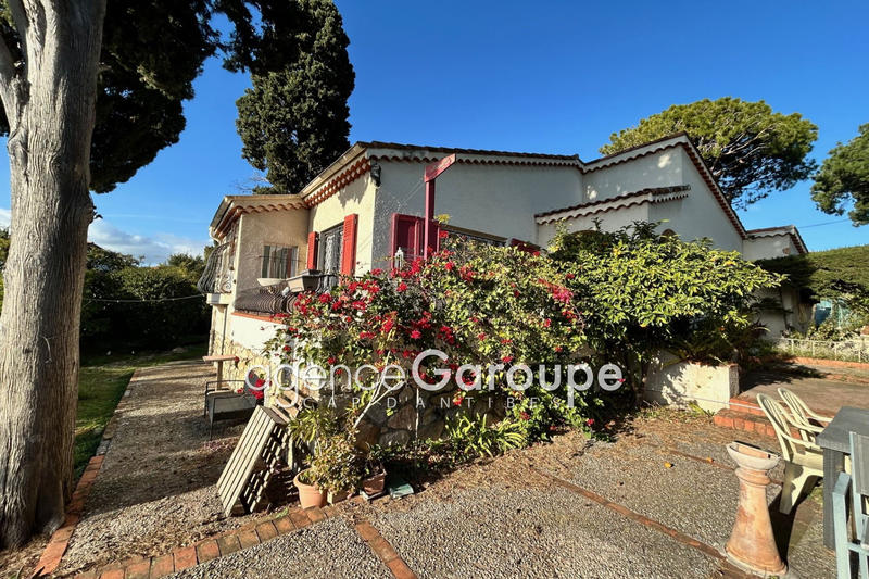 Maison - 99 m² - 4 pièces