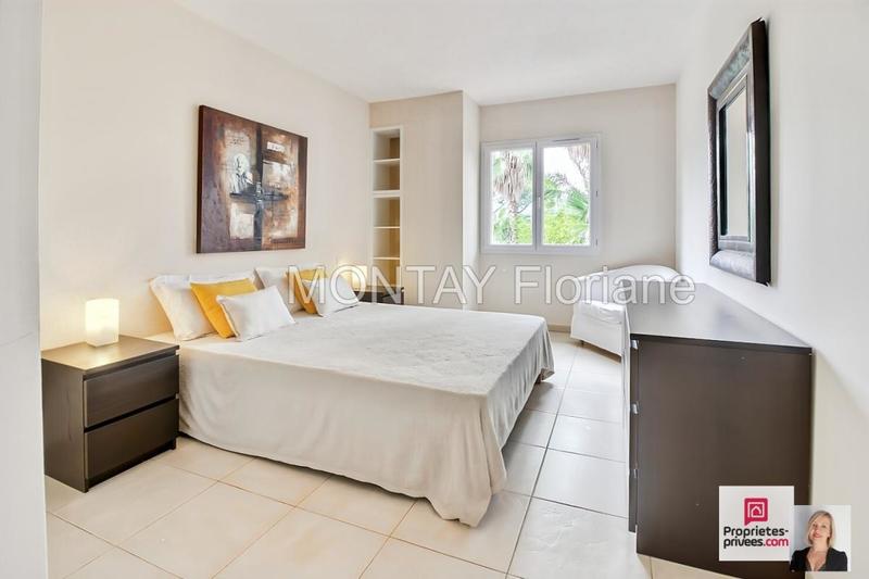 Villa - 180 m² - 5 pièces