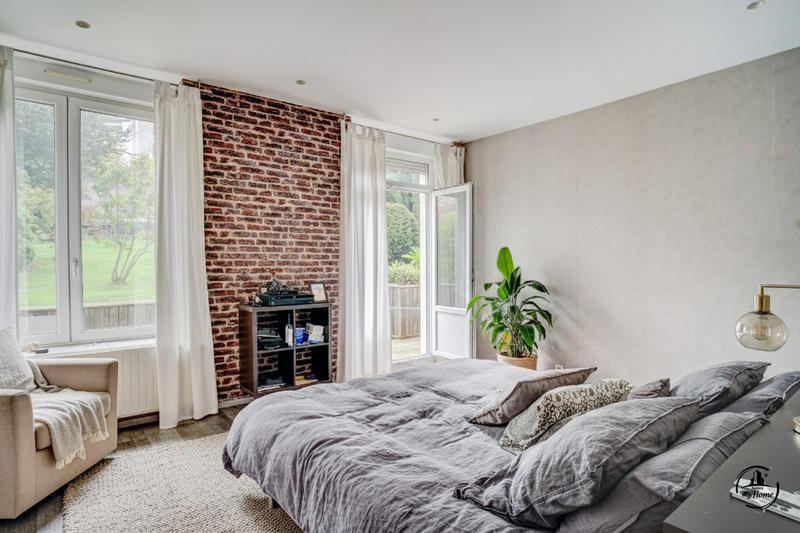 Maison ancienne - 290 m² - 9 pièces