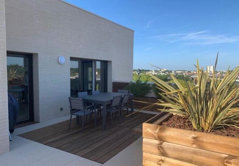 Appartement - 100 m² - 4 pièces