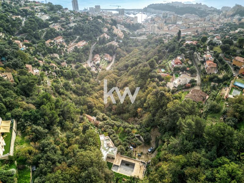 Maison - 404 m² - 10 pièces