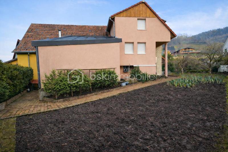 Maison - 440 m² - 17 pièces