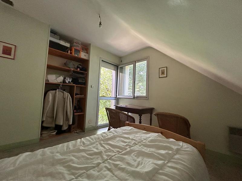 Maison - 107 m² - 7 pièces