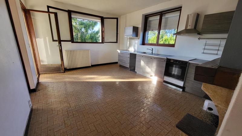 Maison - 115 m² - 8 pièces