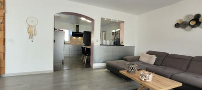 Maison - 184 m² - 8 pièces