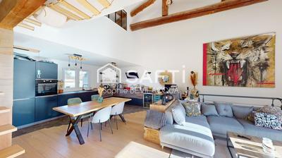 Appartement - 105 m² - 5 pièces